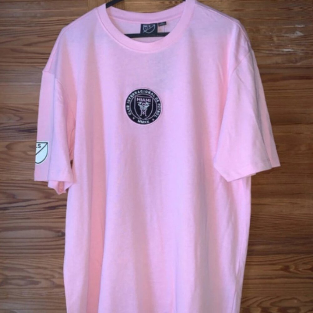 Primark pink T-shirt